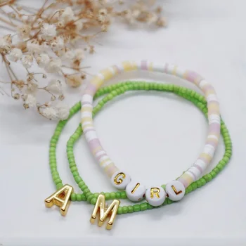 Женский браслет из мягкой глины в богемном стиле, простой Модный Многоцветный Эластичный браслет с буквами, ювелирные аксессуары, Подарки