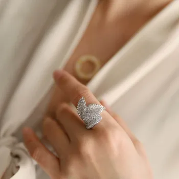 Роскошное кольцо с бабочкой в виде листа циркона, увеличенное кольцо для женщин, открывающийся сверкающий цветок, регулируемое кольцо для указательного пальца